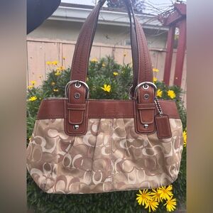 Vintage Coach Signature Soho Pleated
Bag in Signature Brown Canvas